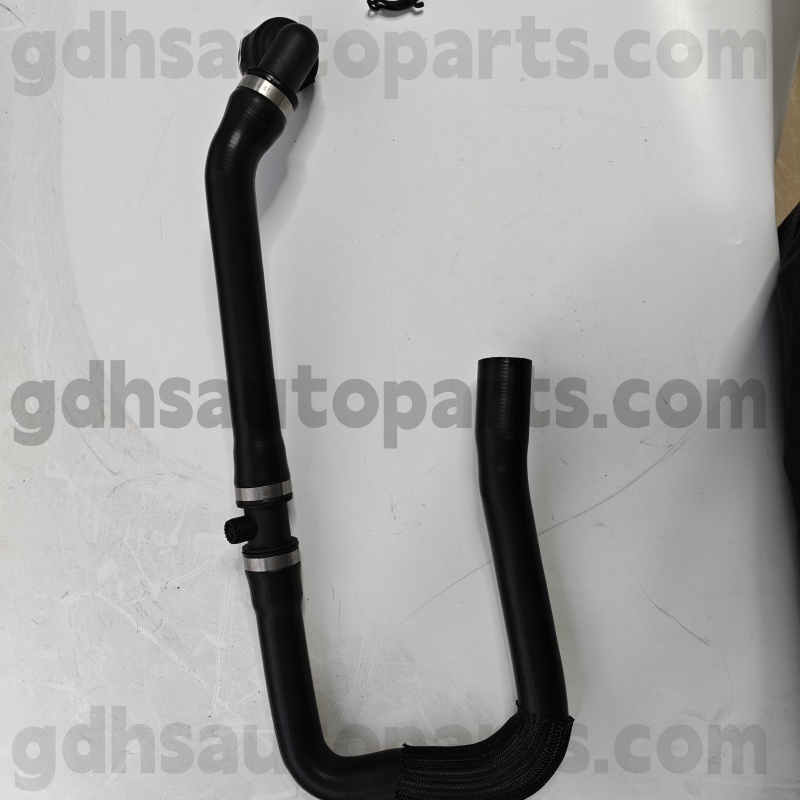 320231 Nissens Radiator Górny wąż dla Evoque, Discovery, Freelander 2 OE NO. LR032347