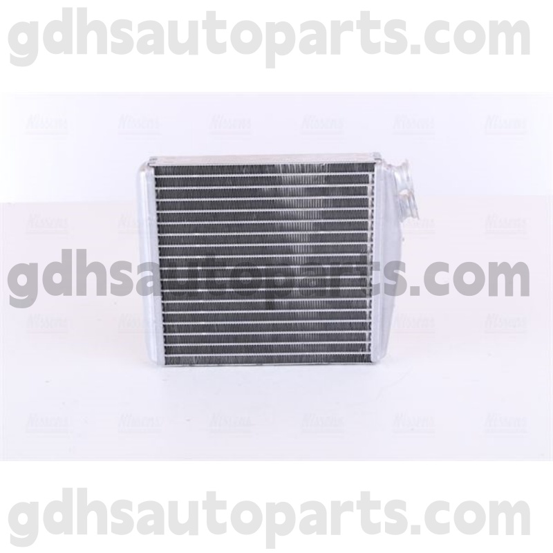 73645 Nissen's Radiator dla Evoque, Freelander OE NO. LR002632