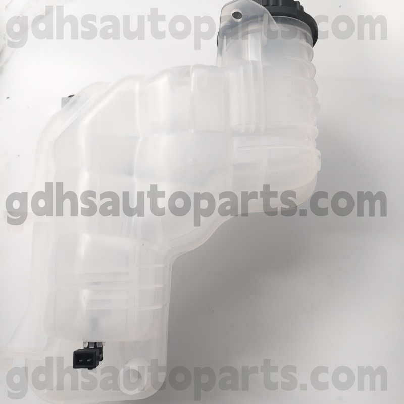 996242 Nissens Reservoir dla Range Rover OE NO. LR023080